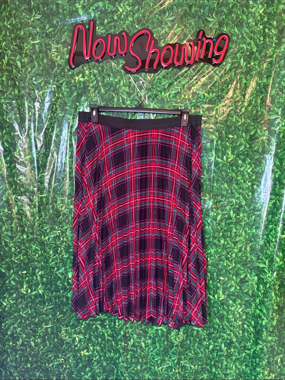 CeCe Red and Black Plaid Pleated Midi Skirt